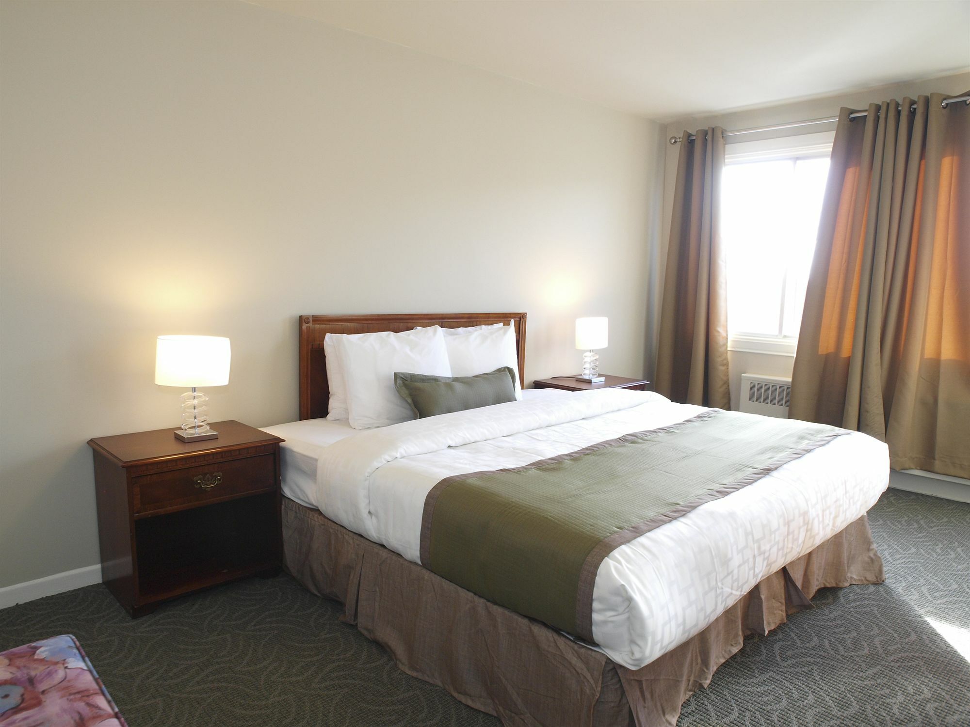 Beausejour Apartments/hotel